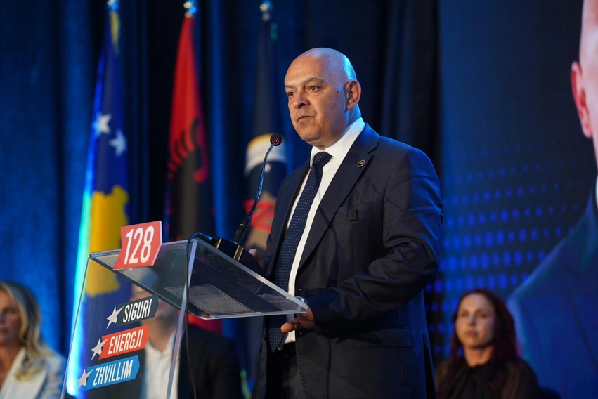Ardian Gjini zotohet: Heqje e taksës për tokën e mbjellë dhe familjet prodhuese 3 ardian gjini zotohet heqje e takses per token e mbjelle dhe familjet prodhuese 6a1d5592e2fee