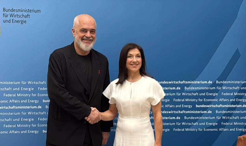 Berlin/ Rama takim me Ministren e Çështjeve Ekonomike dhe Energjisë, Katherina Reiche 1 berlin rama takim me ministren e ceshtjeve ekonomike dhe energjise katherina reiche 6a328a316f959