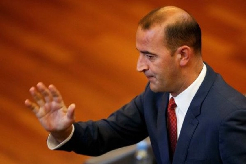 Daut Haradinaj: Mandatin e deputetit ia lë kolegëve, do të vazhdoj angazhimin për Kosovën në forma të tjera 3 daut haradinaj mandatin e deputetit ia le kolegeve do te vazhdoj angazhimin per kosoven ne forma te tjera 6a33165337063