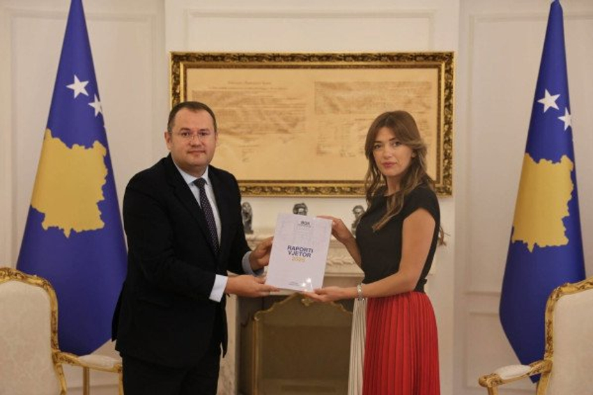 dorezohet raporti vjetor i bqk se 2025 ne kuvendin e kosoves 6a4401942a174