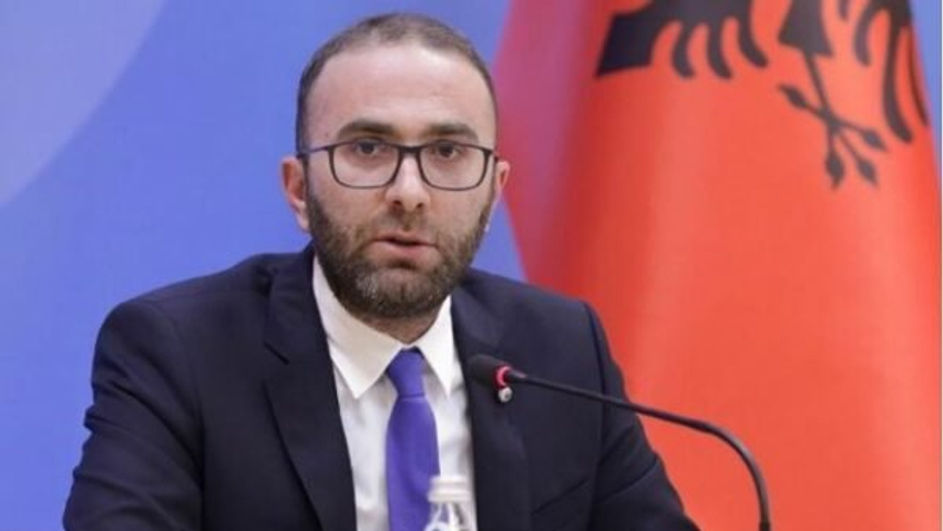 gazment bardhi per deklaraten e rames mos u viktimizo por shko ne zyre dhe jep doreheqjen 6a22f06fa5240