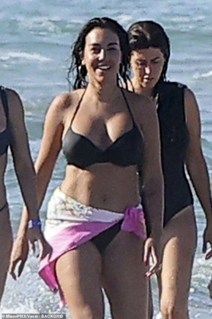 georgina rodriguez mahnit me bikini te zi gjate pushimeve ne miami 6a425d5d865b9