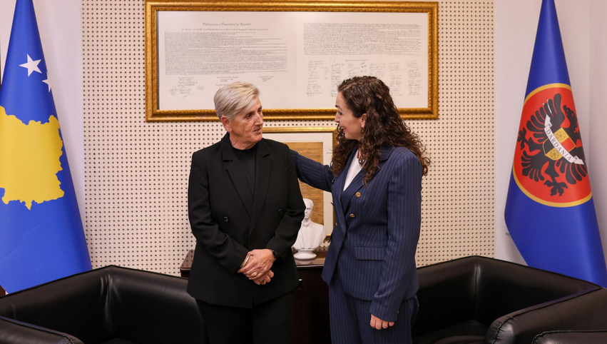 Hera e parë në garë për deputete: këto janë votat që ka marrë Fahrije Hoti deri tani 3 hera e pare ne gare per deputete keto jane votat qe ka marre fahrije hoti deri tani 6a27fdb3a74dc