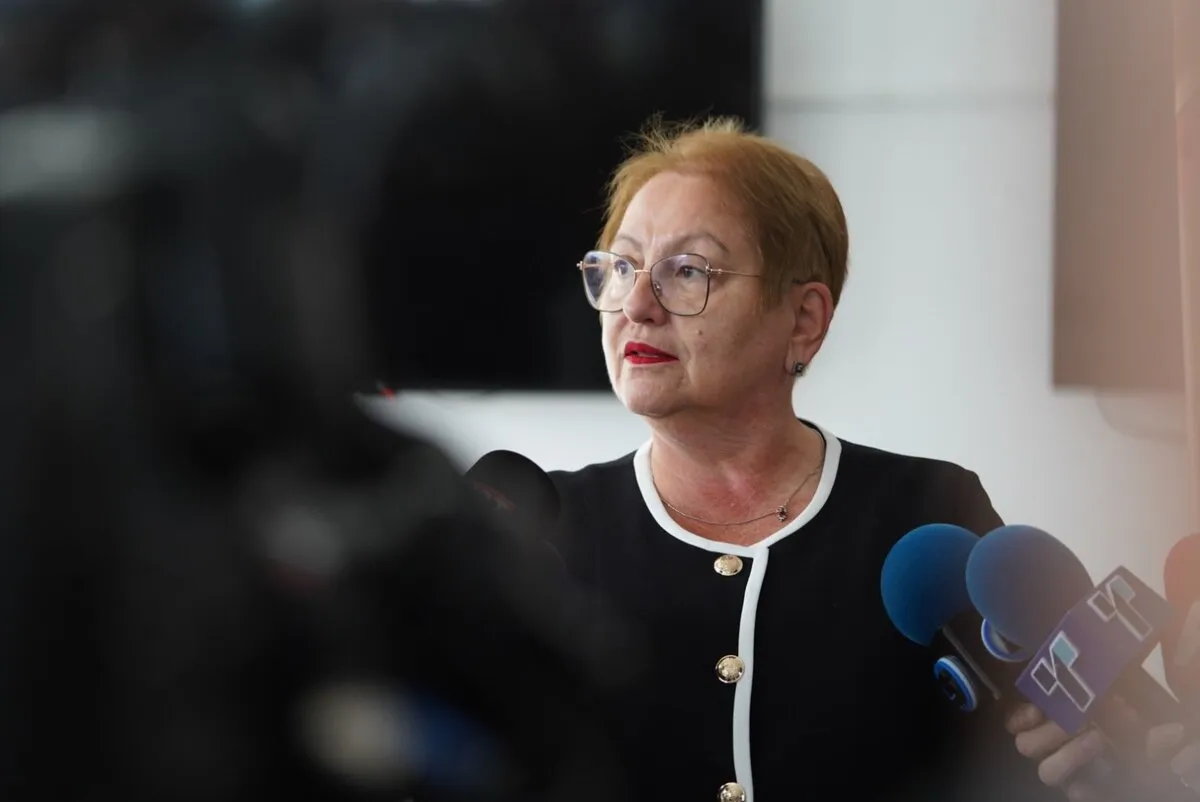 Janevska uron përfundimin e vitit shkollor: Ishte më i mirë se ai paraprak, prioritet mbetet interesi i nxënësve 1 janevska uron perfundimin e vitit shkollor ishte me i mire se ai paraprak prioritet mbetet interesi i