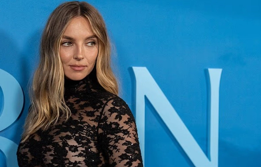 jodie comer terheq gjithe vemendjen ne new york me paraqitjen e saj te