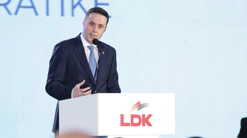 ju ftoj per durim abdixhiku reagon serish mes kerkesave per doreheqje 6a3b1b764e058