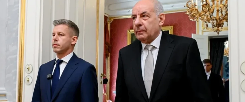 Kryeministri hungarez kërcënon të shkarkojë presidentin e epokës së Orbán