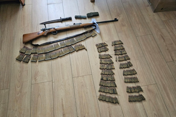 Lejet për armë do të rinovohen çdo pesë vjet, parashihen edhe masa të reja sigurie 3 lejet per arme do te rinovohen cdo pese vjet parashihen edhe masa te reja sigurie 6a2c12a0d6537