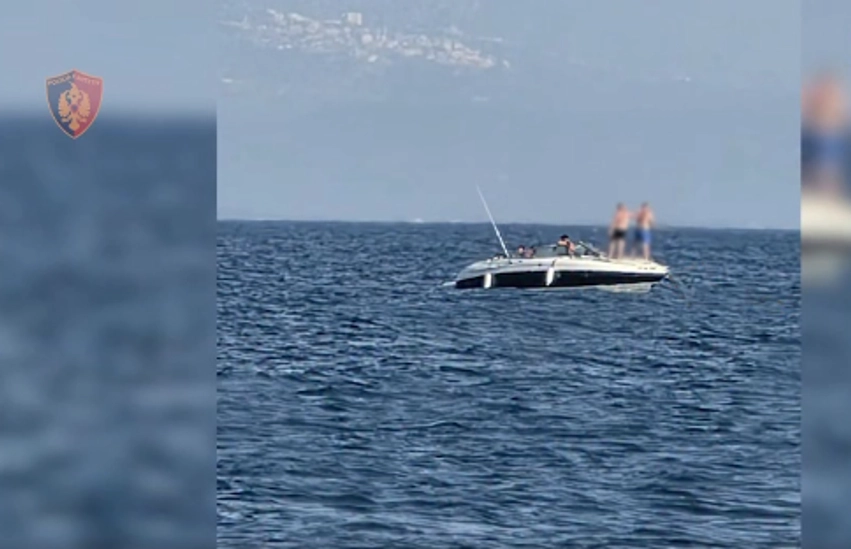 Mbetën të bllokuar në det, Policia Kufitare shpëton 3 persona në Velipojë 1 mbeten te bllokuar ne det policia kufitare shpeton 3 persona ne velipoje 6a39059757ae4