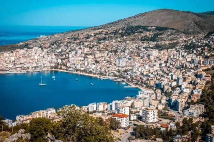 Media franceze: Riviera dhe Alpet shqiptare, mes destinacioneve që po tërheqin vëmendjen e botës 3 media franceze riviera dhe alpet shqiptare mes destinacioneve qe po terheqin vemendjen e botes 6a2faefc13580