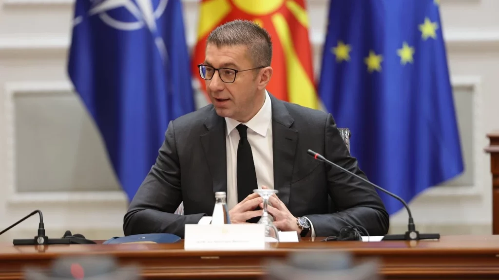 Mickoski: Vitin e ardhshëm mund të kemi çmim më të lirë të energjisë elektrike nga 5% deri në 10% 5 mickoski vitin e ardhshem mund te kemi cmim me te lire te energjise elektrike nga 5 deri ne 10 6a26ea0e47b2b
