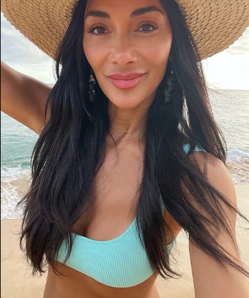 nicole scherzinger feston 48 vjetorin me bikini ne hawaii 6a4392bf98a21