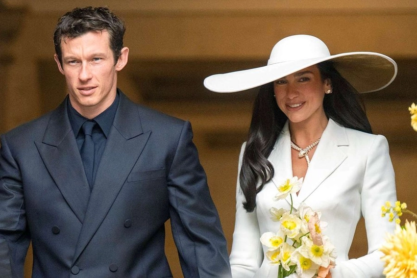 nis muaji i mjaltit per dua lipen dhe callum turner ja destinacioni i pare romantik 6a2af6c38d24a