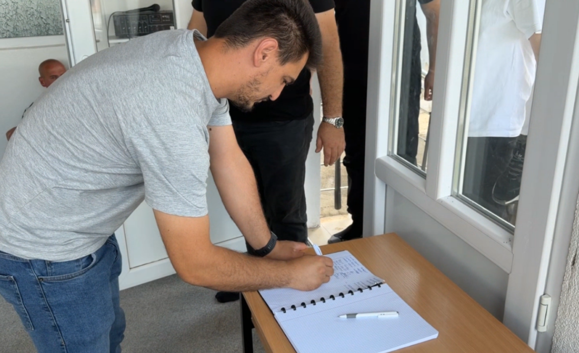 peticion kunder mbylljes se shkolles ne kosturnik banoret i drejtohen komunes se kumanoves dhe ministrise se arsimit 6a402ece414a1