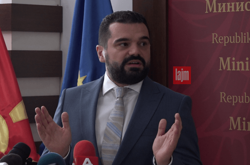 provimi jurisprudences lloga kam marre iniciative per ta zgjidhur i kam dorezuar ligjet ne kuvend qeveria e re i terhoqi ligjet 6a20a6f56fd7a