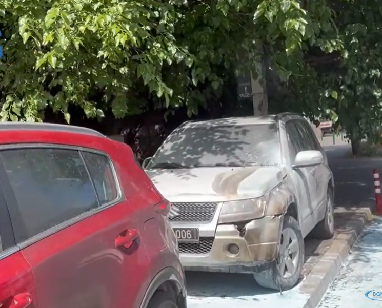Qeveria dënon aktin e djegies së veturave në afërsi të Ambasadës së Bullgarisë 3 qeveria denon aktin e djegies se veturave ne afersi te ambasades se bullgarise 6a30089d76591