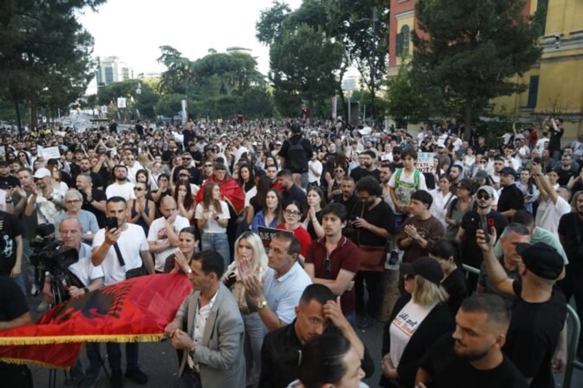 qytetaret proteste kunder ndertimit ne zonat e mbrojtura dhe terapine hormonale rama pas pak konference do te them te vertetat 6a1d39ef8a884