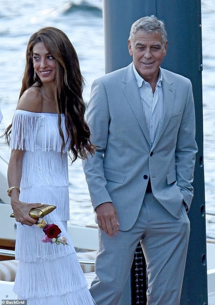 a po i jep fund george clooney dashurise me vilen luksoze ne liqenin e komos 6a5a88db758bc