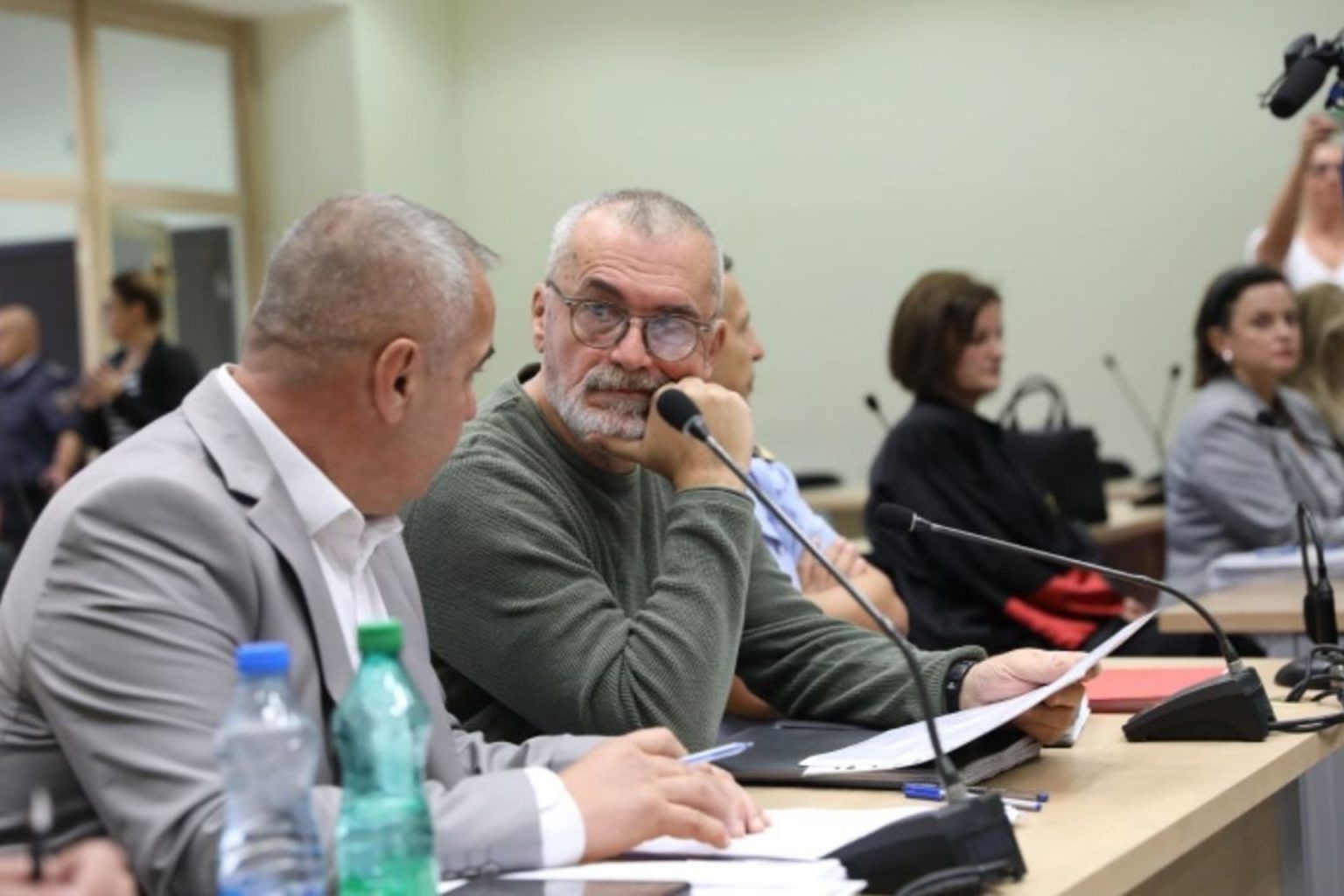 Apeli e konfirmoi: Burgim i përjetshëm për Palevskin, rigjykim për babanë e Vanjës 1 apeli e konfirmoi burgim i perjetshem per palevskin rigjykim per babane e vanjes 6a57b190b54c9