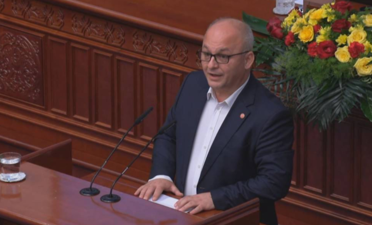 bejxhan iljazi braktis frontin evropian i bashkohet shumices parlamentare 6a443f72dbf29