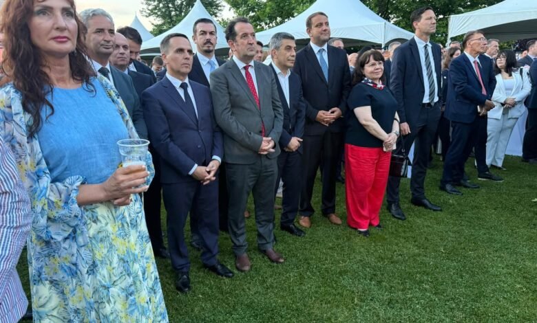Bilall Kasami uron SHBA-në për 4 Korrikun: Miqësia jonë vazhdon të forcohet 3 bilall kasami uron shba ne per 4 korrikun miqesia jone vazhdon te forcohet 6a458fa0c1bc4
