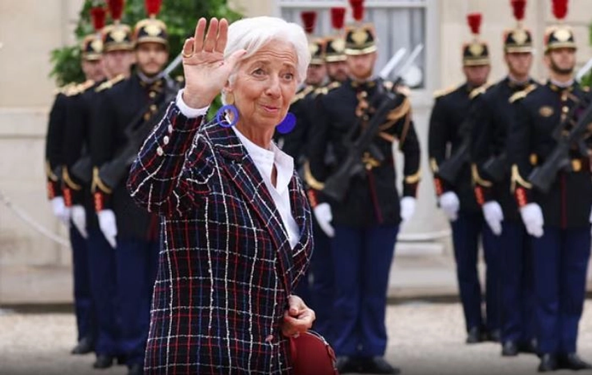 Christine Lagarde paralajmëron largimin e parakohshëm nga drejtimi i Bankës Qendrore Evropiane 1 christine lagarde paralajmeron largimin e parakohshem nga drejtimi i bankes qendrore evropiane 6a474e69d3c53