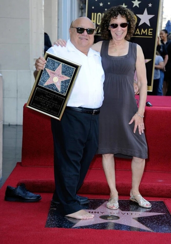 Danny DeVito dhe Rhea Perlman jetojnë të ndarë prej vitesh, por nuk planifikojnë të divorcohen 3 danny devito dhe rhea perlman jetojne te ndare prej vitesh por nuk planifikojne te divorcohen 6a6cfddce7069
