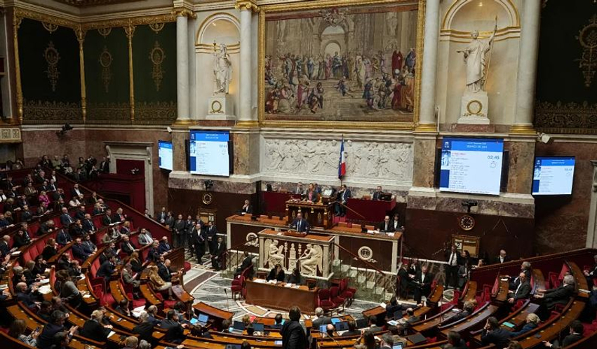 Deputetët francezë miratojnë ligjin për vdekjen e asistuar pas vitesh debate 1 deputetet franceze miratojne ligjin per vdekjen e asistuar pas vitesh debate 6a57e510944a7