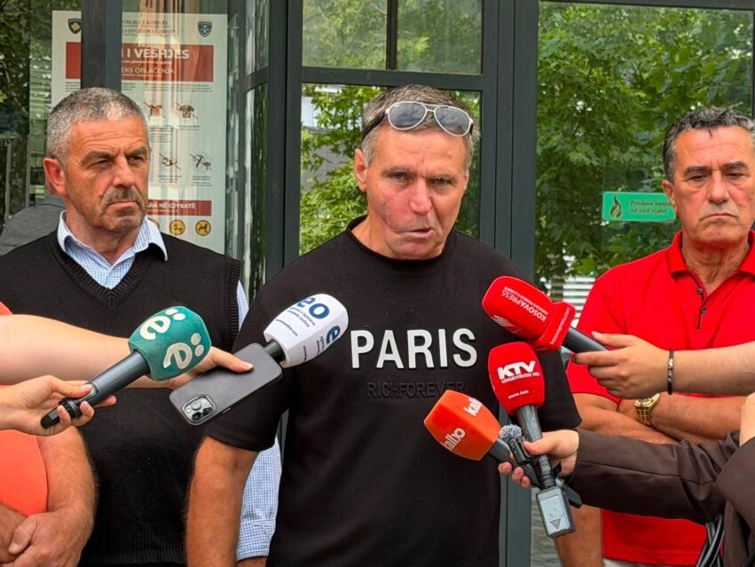 Dëshmitarët e masakrës së Saradanit: Dënimi me 12 vjet burgim për Ekrem Bajroviqin është qesharak 3 deshmitaret e masakres se saradanit denimi me 12 vjet burgim per ekrem bajroviqin eshte qesharak 6a478599a7c8c