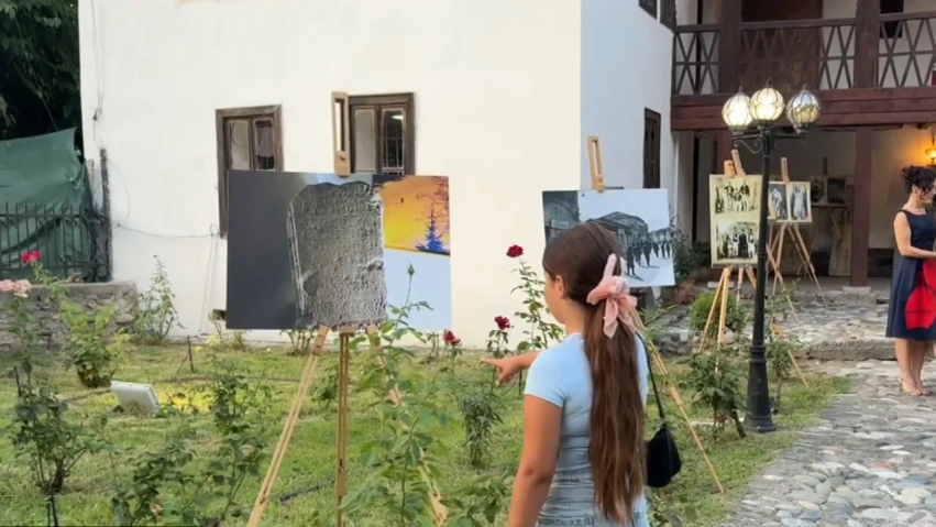 ekspozita fotografike ne elbasan aktiviteti i zhvilluar ne muzeun etnografik riktheu nostalgjine te qytetaret 6a6610d07ede0