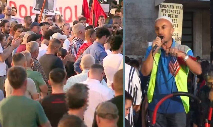 “Jemi bashkë për rrëzimin e kryeministrit!”- Aktivisti Arben Kola: Mos u ndikoni nga propaganda! Rama dhe Berisha janë bashkë! 2 jemi bashke per rrezimin e kryeministrit aktivisti arben kola mos u ndikoni nga propaganda rama dhe berisha jane bashke 6a57e4b24420f