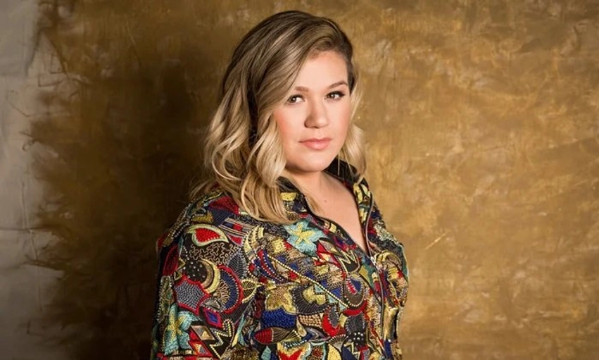 Kelly Clarkson flet hapur për jetën pas divorcit: Më pëlqen të jem vetëm 3 kelly clarkson flet hapur per jeten pas divorcit me pelqen te jem vetem 6a66f2fe6ba3a
