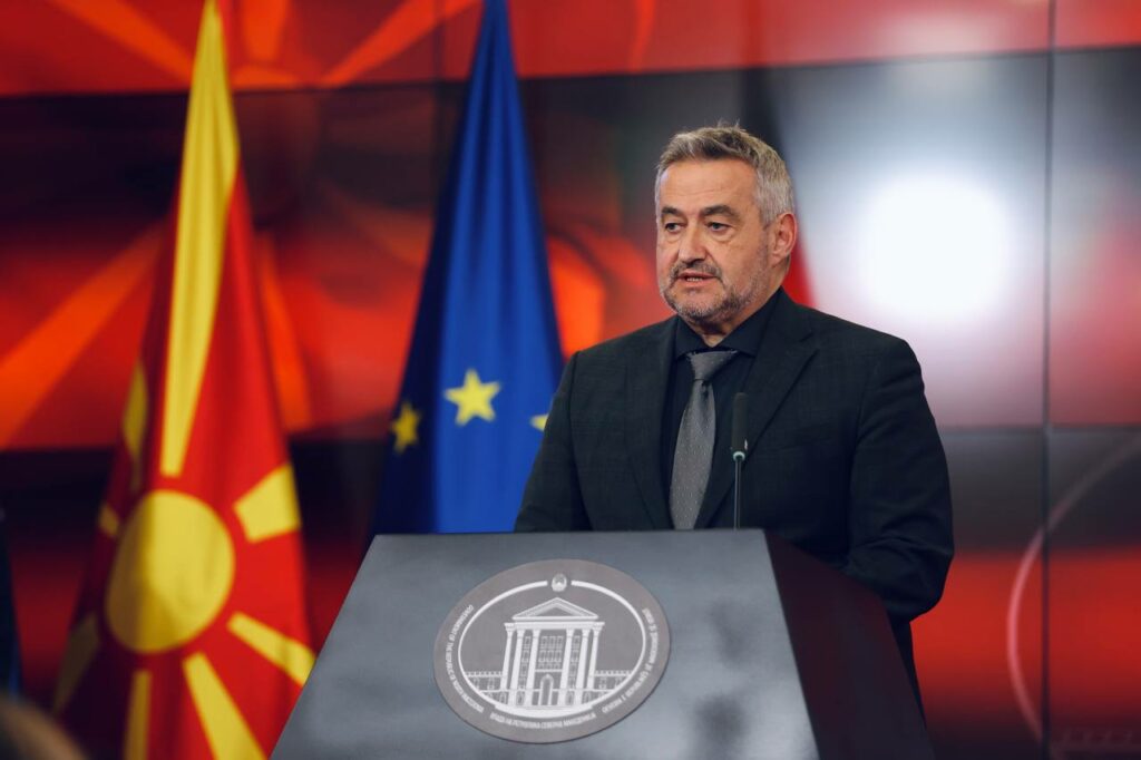 Klekovski: Situata në Gostivar po stabilizohet, nuk ka hospitalizime të reja 3 klekovski situata ne gostivar po stabilizohet nuk ka hospitalizime te reja 6a623d8dbfc22