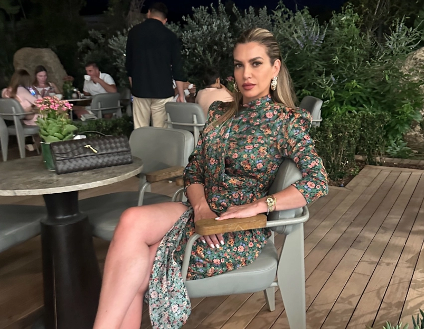 Leonora lajmërohet nga pushimet, ky detaj merr gjithë vëmendjen 3 leonora lajmerohet nga pushimet ky detaj merr gjithe vemendjen 6a64f8bc6a5cd