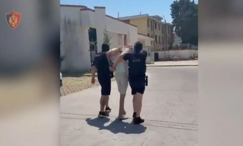 Në kërkim për trafik droge dhe pjesëmarrje në organizatë kriminale, kapet 39-vjeçari në Malësi të Madhe 1 ne kerkim per trafik droge dhe pjesemarrje ne organizate kriminale kapet 39 vjecari ne malesi te madhe 6a5b4c8f8b173
