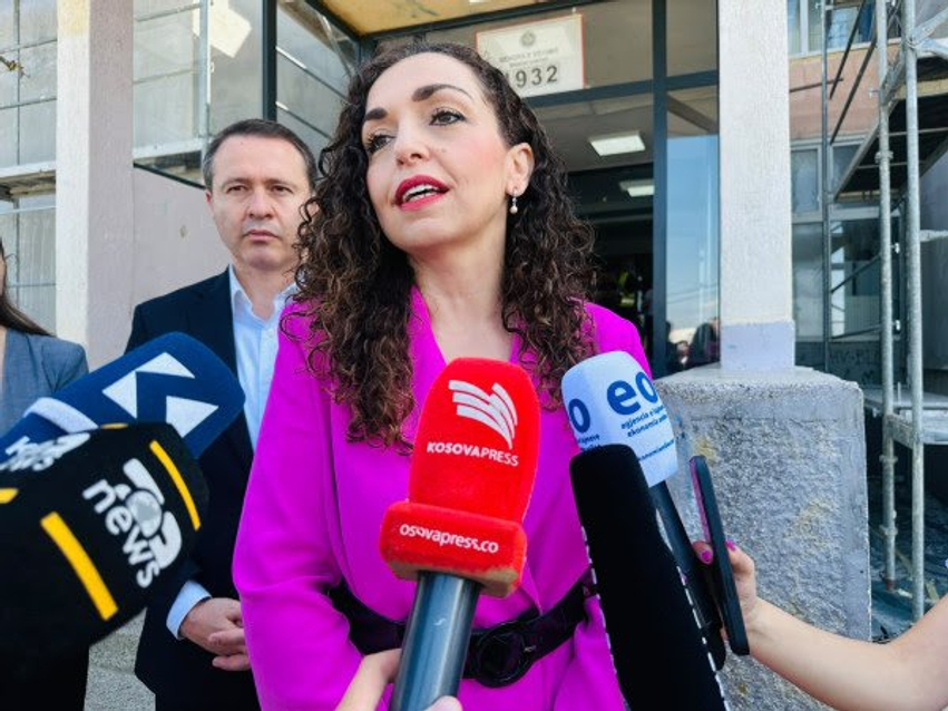 Nënshkrimet për dorëheqjen e Abdixhikut, Osmani: Jam deklaruar më herët për këto tema 3 nenshkrimet per doreheqjen e abdixhikut osmani jam deklaruar me heret per keto tema 6a4b9636f3b41