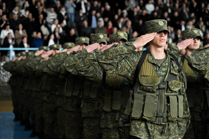 Nesër diplomohen kadetët e FSK-së, një hap i ri në fuqizimin e mbrojtjes së Kosovës 2 neser diplomohen kadetet e fsk se nje hap i ri ne fuqizimin e mbrojtjes se kosoves 6a46dcd2a11fd