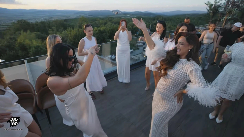 pas shtatzenise se shume perfolur xhuli vjen me reality show n e saj eagle queen premiera zgjon interes te madh 6a45fd7b599e4