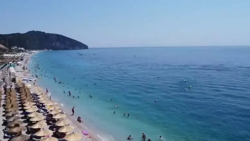 Përvëlohet Shqipëria, temperaturat arrijnë deri në 42 gradë Celsius 3 pervelohet shqiperia temperaturat arrijne deri ne 42 grade celsius 6a59fb0f9fe78