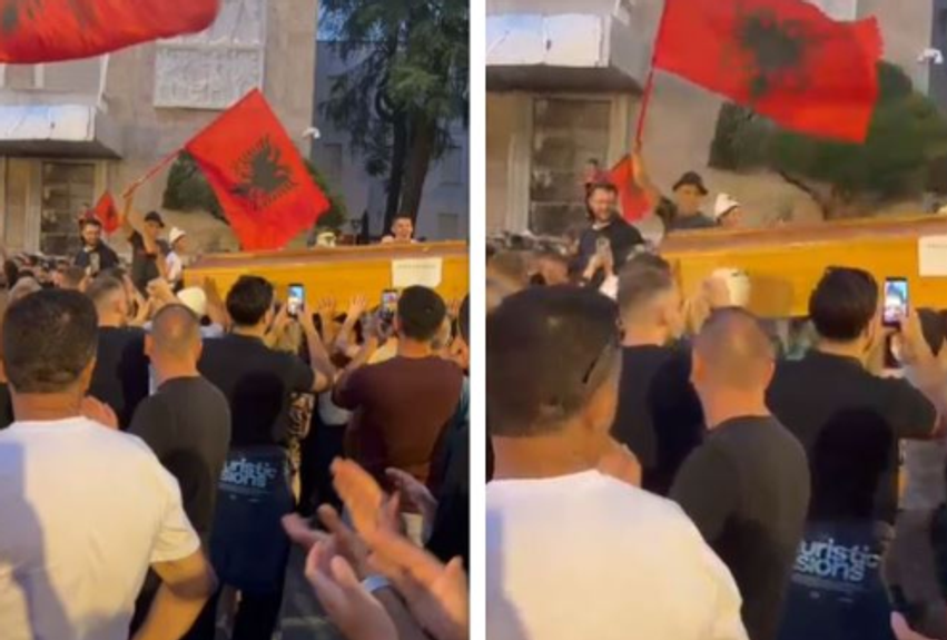 Revolta qytetare, protestuesit sjellin para Kryeministrisë një arkivol simbolik për Edi Ramën 3 revolta qytetare protestuesit sjellin para kryeministrise nje arkivol simbolik per edi ramen 6a49642f7eb54