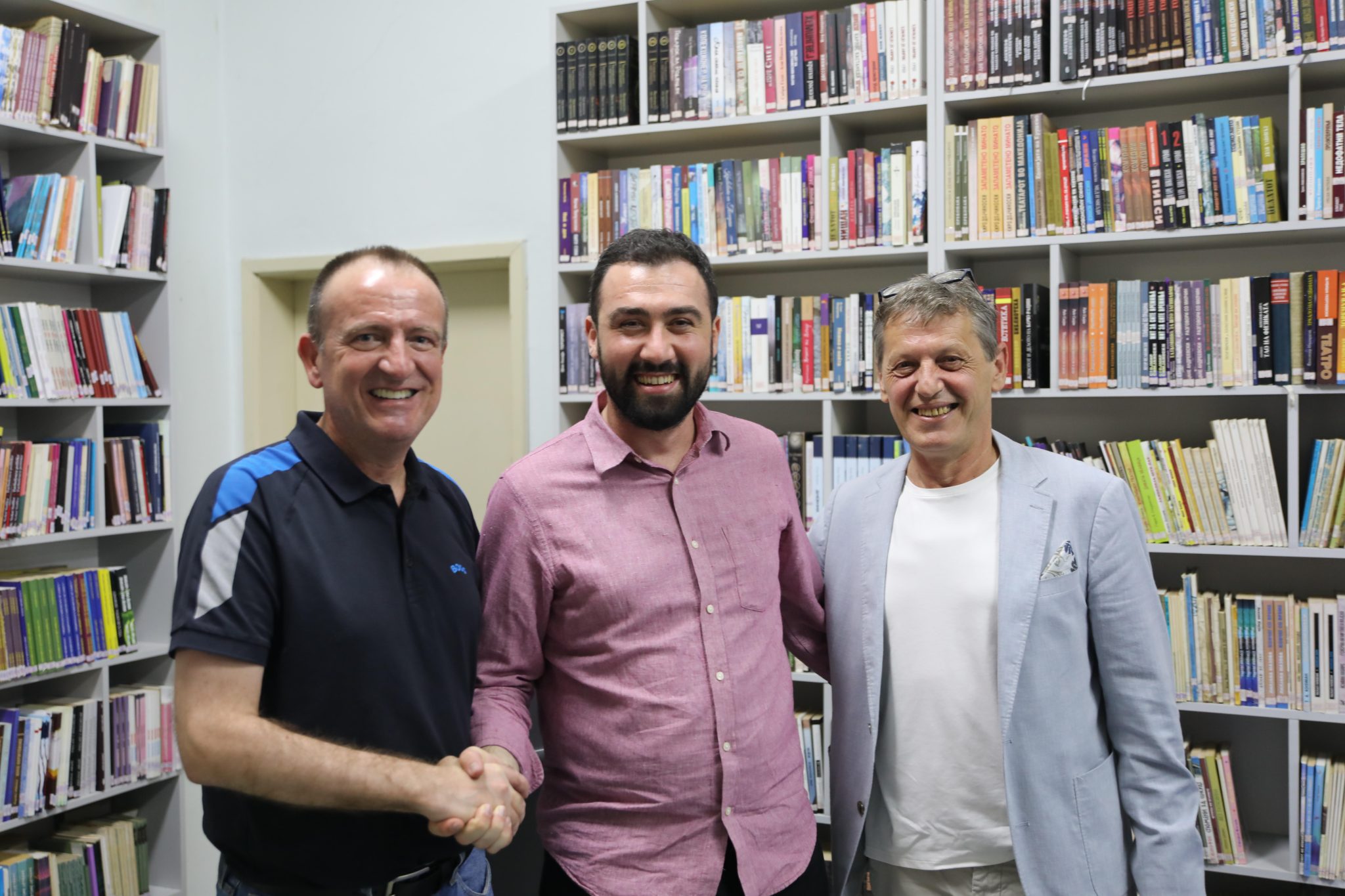 Shefki Lleshi zgjidhet kryetar i degës së ASH-së në Dibër 1 shefki lleshi zgjidhet kryetar i deges se ash se ne diber 6a49857233698