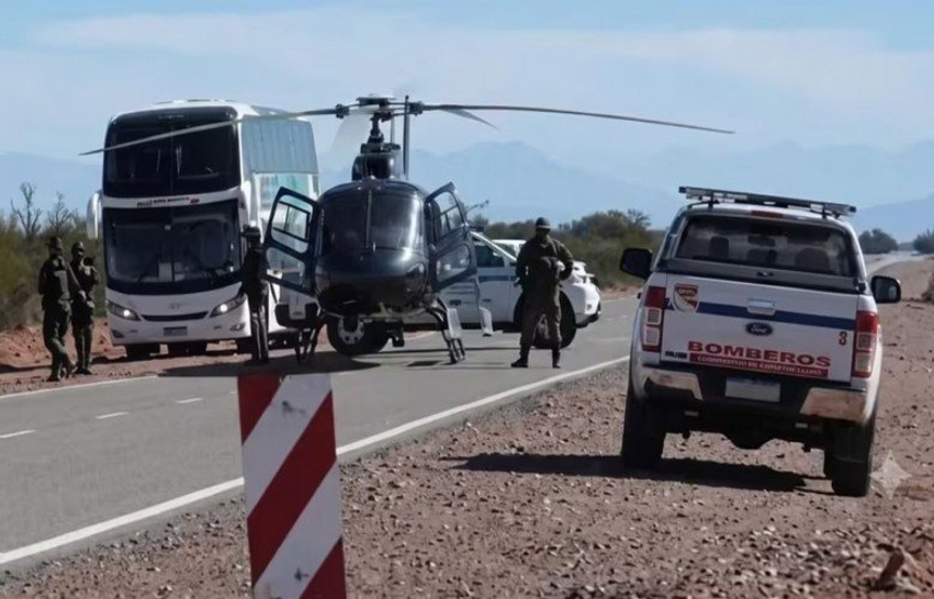 Shtatë të vdekur nga rrëzimi i një helikopteri zjarrfikës në Argjentinë 1 shtate te vdekur nga rrezimi i nje helikopteri zjarrfikes ne argjentine 6a6a76308ed31