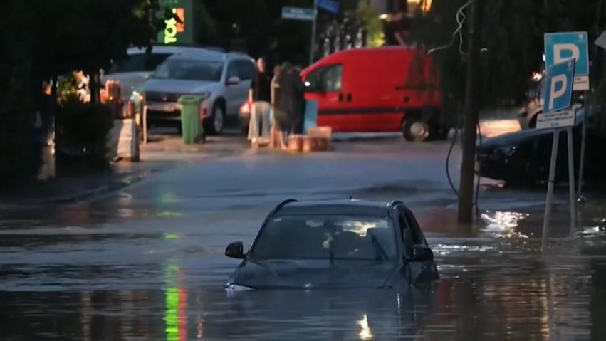 Stuhi ekstreme në Ballkan/ Alarm maksimal, Shqipëria në nivel rreziku 1. Kosova nivelin më të lartë, 3 1 stuhi ekstreme ne ballkan alarm maksimal shqiperia ne nivel rreziku 1 kosova nivelin me te larte 3 6a5f794f6d473