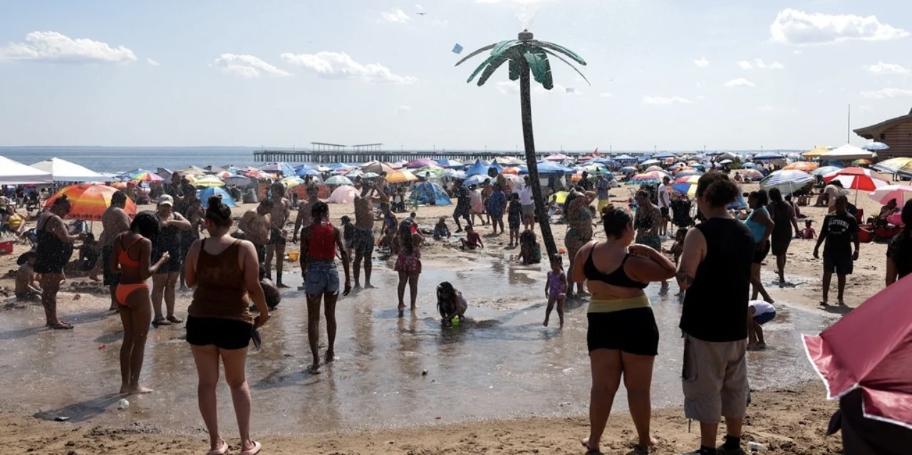 Të shtëna me armë gjatë festimeve të 4 korrikut në Bruklin, tetë të plagosur 1 te shtena me arme gjate festimeve te 4 korrikut ne bruklin tete te plagosur 6a4a40288e1ed