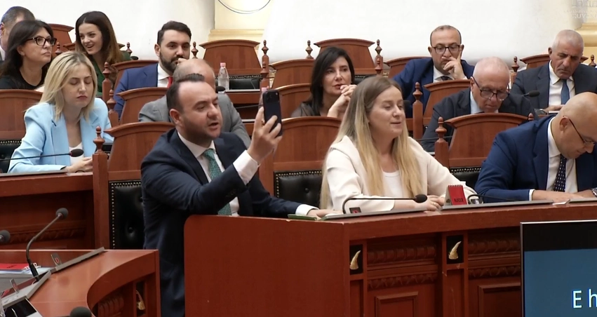Tre grupet opozitare: Pro marrëveshjes 302 milionë dollarë me SHBA, jo procedurës së përshpejtuar 1 tre grupet opozitare pro marreveshjes 302 milione dollare me shba jo procedures se pershpejtuar 6a6746327587c