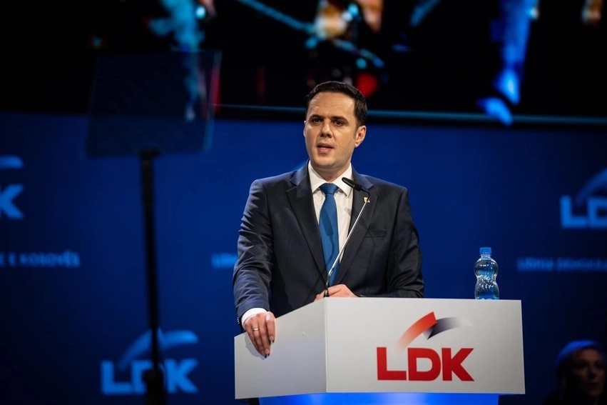 Abdixhiku pas tensioneve në kuvend  Mos pritni që LDK të nxitë qytetarët  s jemi PDK ja