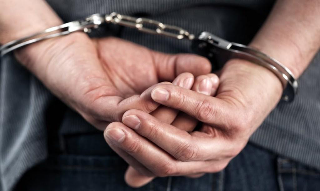 Arrestohet 48-vjeçari në Kërçovë, dyshohet se dhunoi bashkëshorten me send të fortë 3 arrestohet 48 vjecari ne kercove dyshohet se dhunoi bashkeshorten me send te forte 6a79f88e26275