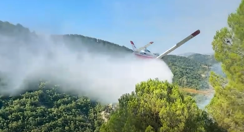 “Avioni i parë zjarrfikës nis aktivitetin”, Rama: Forcë e shtuar e këtij gushti sfidues 1 avioni i pare zjarrfikes nis aktivitetin rama force e shtuar e ketij gushti sfidues 6a7307916ee56