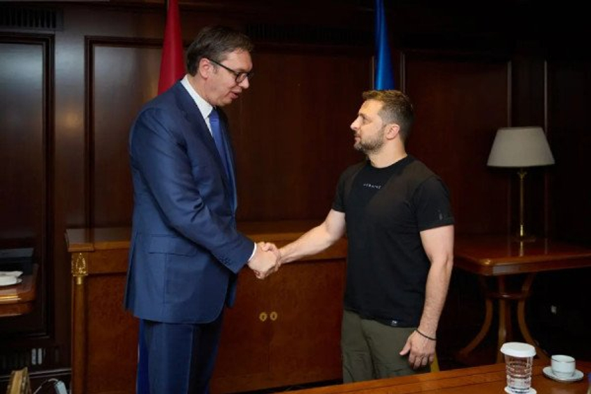 Dimiq: Vizita e Zelenskyt në Beograd nxori në pah “mjerimin dhe mungesën e moralit” të regjimit të Vuçiqit 3 dimiq vizita e zelenskyt ne beograd nxori ne pah mjerimin dhe mungesen e moralit te regjimit te vuciqit 6a83123380e45