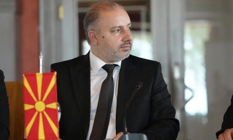 Drejtori i Doganave: Në korrik u realizua arkëtim i të ardhurave mbi 14 miliardë denarë 3 drejtori i doganave ne korrik u realizua arketim i te ardhurave mbi 14 miliarde denare 6a730b6b198f9